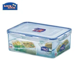 Lock & Lock Classic Food Container with Divider 2.6L